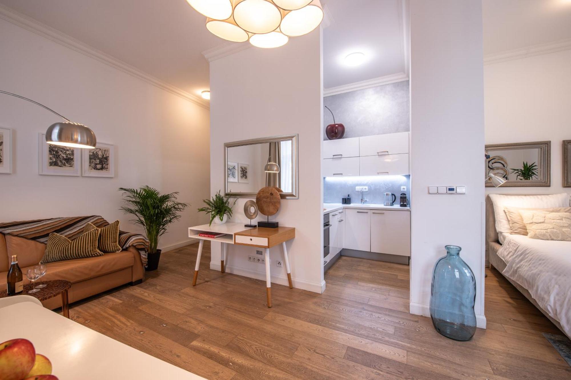 Modern Downtown Apt - Renovated, On Ideal Location Praha Bagian luar foto