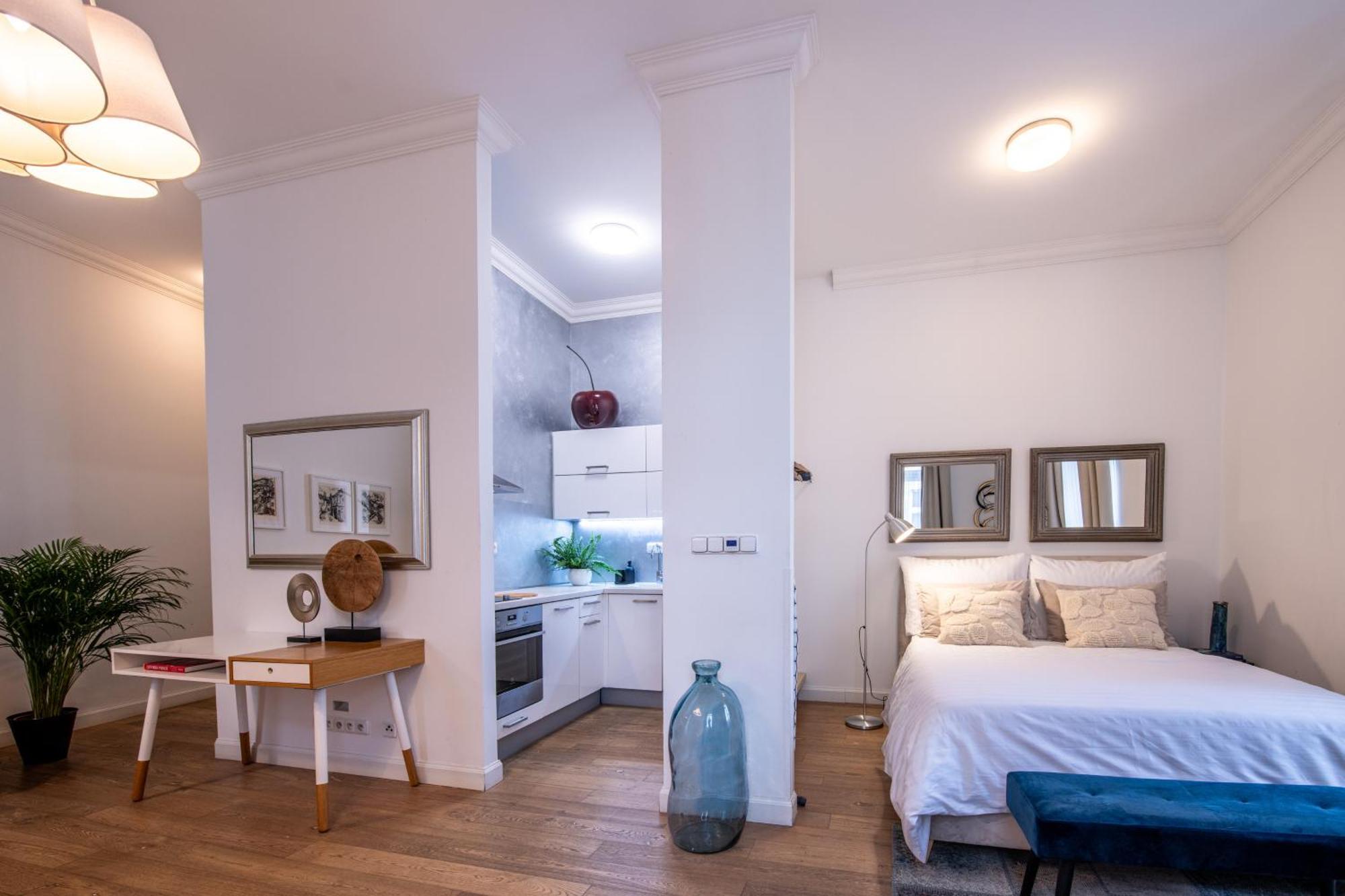 Modern Downtown Apt - Renovated, On Ideal Location Praha Bagian luar foto